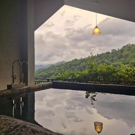 Kandy Victoria Eco Resort Exteriör bild